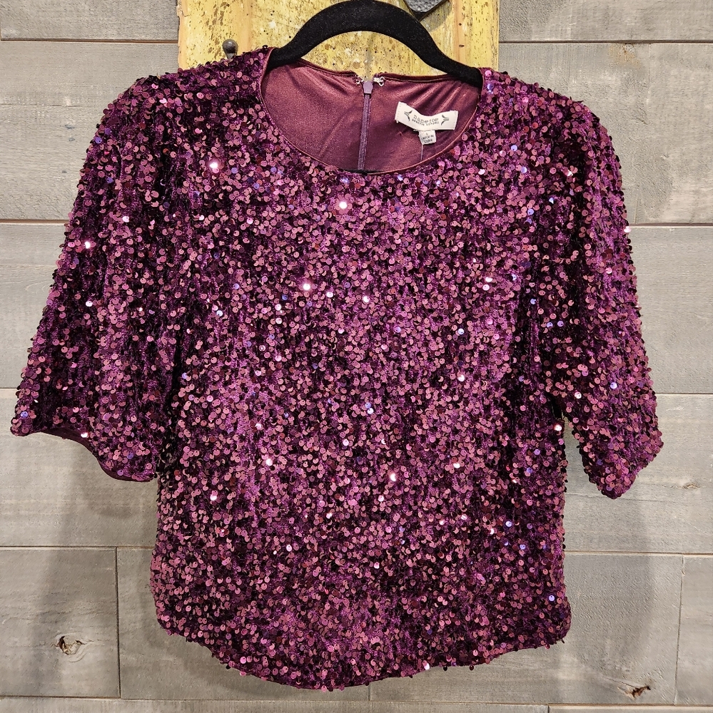 NANETTE LEPORE Sequin Top